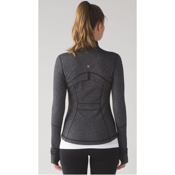 Lululemon Define Jacket
Heathered Herringbone Black  Size 10 - Picture 4 of 11